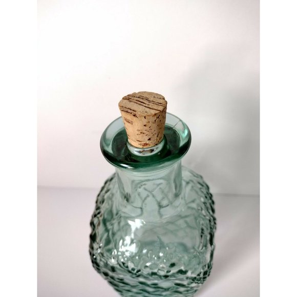 Green Glass Decanter - Picture 4 of 6